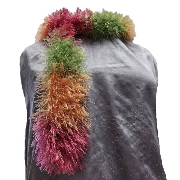 Vintage Rainbow Boa - Picture 5 of 6